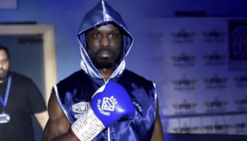 O boxeador Sherif Lawal falece após estreia profissional