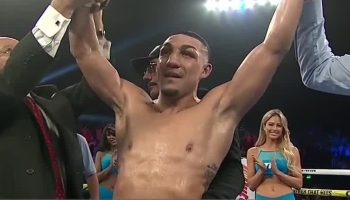 Teofimo Lopez derrota Steve Claggett para manter seu título WBO Junior Welterweight
