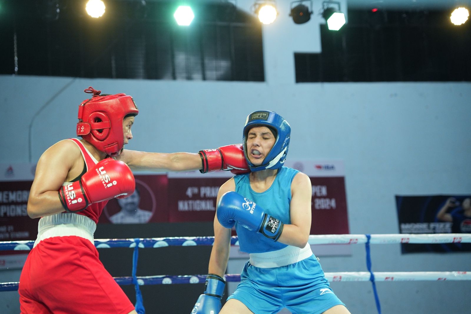 Ramisha Shrestha e Trisha Jabegu provaram suas novas habilidades nas finais femininas do Campeonato Memorial Prakash Dahal